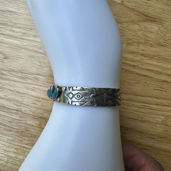 VTG Navajo Open Cuff Bracelet Size 5.75 Blue Turquoise 7 Cabs 925 Sterling 13.9g - Picture 9 of 12